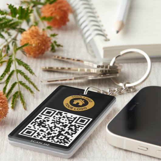 Benutzerdefinierter QR-Code Logo Text elegant Schw Schlüsselanhänger (Vorderseite rechts)