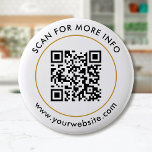 Benutzerdefinierter QR-Code Text Schwarz-weiß Gold Button<br><div class="desc">Laden Sie einen QR-Code hoch, fügen Sie Text hinzu und erstellen Sie einfach Ihre personalisierte Schaltfläche. Klicken Sie auf Weiter, um die Hintergrundfarbe oder Textfarbe zu ändern. Sie können dieses Design auf anderen Zazzle-Produkten übertragen und an die meisten Zazzle-Produkte anpassen. Standard Studio Designs werden in hochauflösender Vektorgrafik für einen beruflichen...</div>