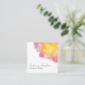 Benutzerdefinierter rosa Tinte Einfache moderne QR Quadratische Visitenkarte (Stehend Vorderseite)