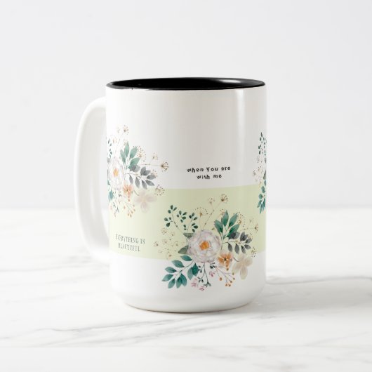 Benutzerdefinierter Text der hellfarbigen Farbe Zweifarbige Tasse (Vorderseite Links)
