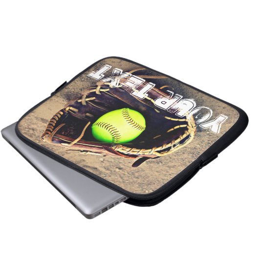 Benutzerdefinierter Text-Fastfeld-Softball-Laptop- Laptopschutzhülle (Vorne Knopf)