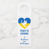 Benutzerdefinierter Text Frieden für die Ukraine Flaschenanhänger (Rückseite)