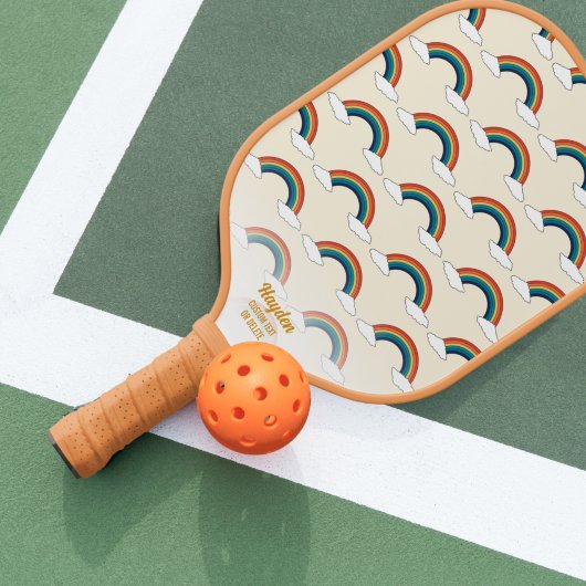 Benutzerdefinierter Text für Retro-Regenbogen-Clou Pickleball Schläger