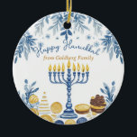 Benutzerdefinierter Text Hanukkah Harmony Keepake Keramik Ornament<br><div class="desc">Dieses charmante Hanukkah Keramik Circle Ornament, genannt "Hanukkah Harmony Keepake", ist eine reizvolle Ergänzung zu jeder Urlaubsstimmung. An der Vorderseite befindet sich eine elegante Menorah mit leuchtenden Kerzen, umgeben von zarten blauen und goldenen Blätter und Münzen, die den festlichen Geist von Hanukkah widerspiegeln. Das anmutige Drehbuch "Happy Hanukkah" an der...</div>