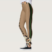 Benutzerdefinierter Text l Tierischer Hintergrund Leggings (Links)
