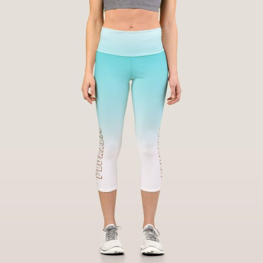 Benutzerdefinierter Text Moderativer blauer Farbve Capri Leggings (Vorderseite)