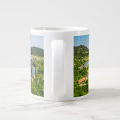 Benutzerdefinierter Text Montenegro Jumbo-Tasse (Rückseite)