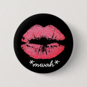 Benutzerdefinierter Text Pink Lipstick Kiss Lip Ma Button (Vorderseite)
