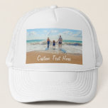 Benutzerdefinierter Text-Trucker-Hat mit Ihrer Fam Truckerkappe<br><div class="desc">Benutzerdefiniertes Foto und Text - Einzigartiges Design - Personalisierte Familie / Freunde oder Persönliches Geschenk - Hinzufügen von Text und Foto - Größe ändern und verschieben Sie Elemente mit dem Anpassungs-Tool !</div>