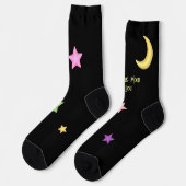 Benutzerdefinierter Text über Mond und Sternen Socken (Linkes Detail)