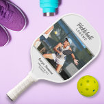 Benutzerdefinierter Text und Foto Personalisiert Pickleball Schläger<br><div class="desc">Sie werden das Gespräch des Hofes mit diesem maßgeschneiderten Pickleball-Paddel mit Ihrem Foto und 4 Zeilen benutzerdefiniertem Text. Ein Geschenk für Vater, Mutter, Großmutter, Großmutter, Großvater, die Kinder - oder für jeden, der Lieben hat. Fügen Sie einen Namen, Telefonnummer, Firmennamen, lustiges Sprichwort usw. hinzu - ändern Sie einfach die Hintergrundfarbe...</div>