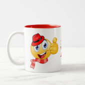 Benutzerdefinierter Text wirft Emoji mit Hut und S Zweifarbige Tasse (Links)