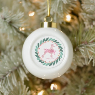Benutzerdefinierter Weihnachts-Pastellrosa-Pudel-O Keramik Kugel-Ornament