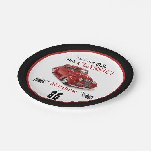 Benutzerdefiniertes Alter nicht alt, aber roter Kl Pappteller (Schrägansicht)