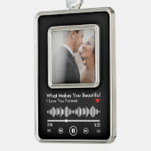 Benutzerdefiniertes Bild und Lieblingslied für das Rahmen-Ornament Silber (Links)