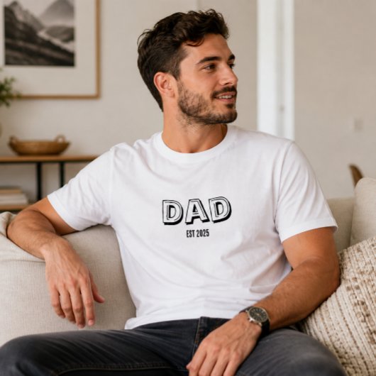 Benutzerdefiniertes Datum Est Modern Minimalistisc T-Shirt