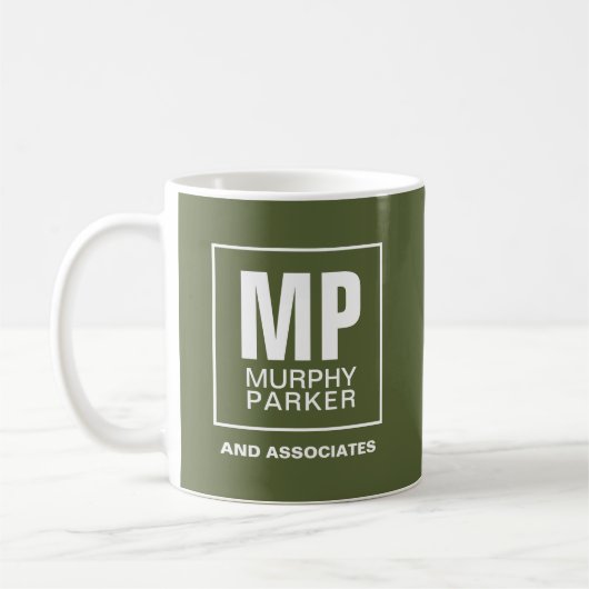 Benutzerdefiniertes einfaches Olive Green Monogram Kaffeetasse (Links)