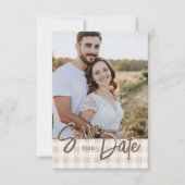 Benutzerdefiniertes Foto mit beigem Gingham Save-t Save The Date (Vorderseite)
