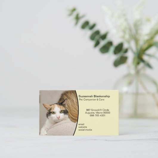 Benutzerdefiniertes Foto Pastellgelber Hintergrund Visitenkarte (Stehend Vorderseite)