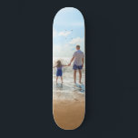 Benutzerdefiniertes Foto Skateboard - mit VATER<br><div class="desc">Benutzerdefiniertes Foto - Einzigartiges Design Personalisierte Familie / Freunde oder Persönliches Geschenk - Fügen Sie Ihr Foto / Text / mehr - Vergrössern und verschieben oder entfernen und hinzufügen / Bild mit Anpassungs-Tool !</div>