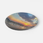 Benutzerdefiniertes Foto und Personalisierter Text Pappteller (Schrägansicht)