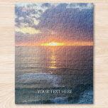 Benutzerdefiniertes Foto und Personalisierter Text Puzzle<br><div class="desc">Dieses Puzzle ist mit einem Sonnenuntergang bedruckt und im Süden Frankreichs fotografiert. Es ist anpassbar,  können Sie Ihr Foto hochladen und einen Namen oder inspirierende Kostenvoranschlag hinzufügen.</div>