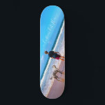 Benutzerdefiniertes Foto und Text - Eigenes Design Skateboard<br><div class="desc">Benutzerdefiniertes Foto und Text - Ihr eigenes Design - Mein Haustier - Personalisierte Familie / Freunde oder Persönliches Geschenk - Fügen Sie Ihr Foto und Text hinzu - Vergrössern und verschieben oder entfernen und fügen Sie Elemente / Text mit Anpassungs-Tool! Wählen Sie / fügen Sie Ihre Lieblings-Schriftart / Textfarbe! Sie...</div>