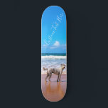 Benutzerdefiniertes Foto und Text - Eigenes Design Skateboard<br><div class="desc">Benutzerdefiniertes Foto und Text - Ihr eigenes Design - Mein Haustier - Personalisierte Familie / Freunde oder Persönliches Geschenk - Fügen Sie Ihr Foto und Text hinzu - Vergrössern und verschieben oder entfernen und fügen Sie Elemente / Text mit Anpassungs-Tool! Wählen Sie / fügen Sie Ihre Lieblings-Schriftart / Textfarbe! Sie...</div>