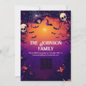 Benutzerdefiniertes Halloween-Party mit Skullen un Einladung (Rückseite)