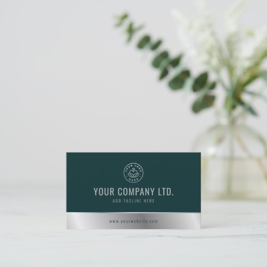 Benutzerdefiniertes Logo Eleganter Grüner Silver Q Visitenkarte (Stehend Vorderseite)