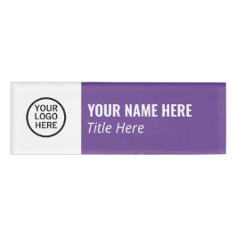 Benutzerdefiniertes Logo Eleganter Lila White Magn Namenschild