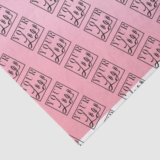 Benutzerdefiniertes Logo in Rosa Seidenpapier (Ausschnitt)