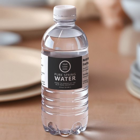 Benutzerdefiniertes Logo Text Schwarzes Wasser Fla Wasserflaschenetikett
