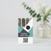Benutzerdefiniertes Logo und QR-Code Modern Einfac Visitenkarte (Stehend Vorderseite)