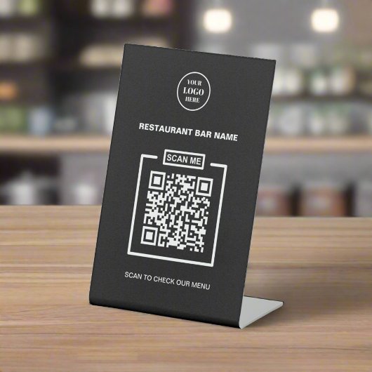 Benutzerdefiniertes Menü mit dem QR-Geschäftslogo  Sockelschild