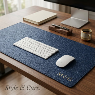 Benutzerdefiniertes Monogramm auf elegantem Navy-L Schreibtischunterlage