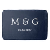 Benutzerdefiniertes Monogramm Datum Navy Blau Styl Badematte (Vorderseite)