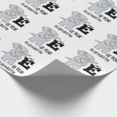 Benutzerdefiniertes Monogramm E ist für niedlichen Geschenkpapier (Ecke)