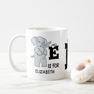 Benutzerdefiniertes Monogramm E ist für niedlichen Kaffeetasse