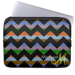 Benutzerdefiniertes Monogramm Farbige Chevron-Zick Laptopschutzhülle