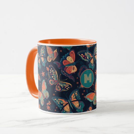 Benutzerdefiniertes Monogramm-Schmetterlingsmuster Tasse (Vorderseite Links)