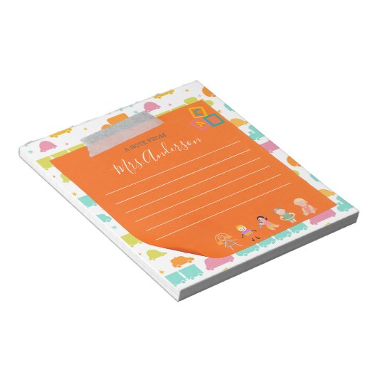 Benutzerdefiniertes Niedliches Orange A Note from Notizblock (angewinkelt)