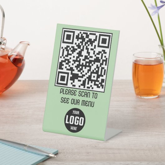 Benutzerdefiniertes QR-Code Menü Pedestzeichen für Sockelschild (In SItu)