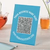Benutzerdefiniertes QR-Code und Pedestzeichen für  Sockelschild (In Situ)