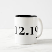 Benutzerdefiniertes Sonderdatum Schwarz und Weiß Zweifarbige Tasse (VorderseiteRechts)