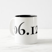 Benutzerdefiniertes Sonderdatum Schwarz und Weiß Zweifarbige Tasse (Vorderseite Links)