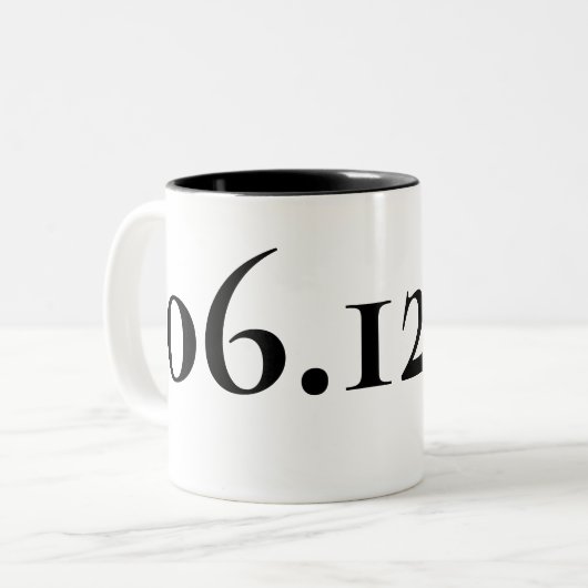 Benutzerdefiniertes Sonderdatum Schwarz und Weiß Zweifarbige Tasse (Vorderseite Links)