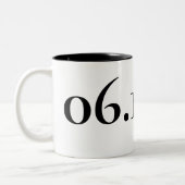 Benutzerdefiniertes Sonderdatum Schwarz und Weiß Zweifarbige Tasse (Links)