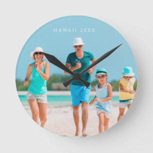 Benutzerdefiniertes Urlaubsstrand Familienfoto Runde Wanduhr