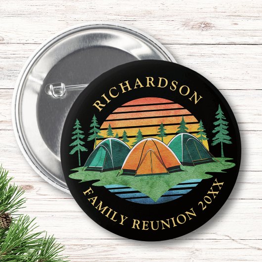 Benutzerdefiniertes Vintages Sunset Camping Family Button